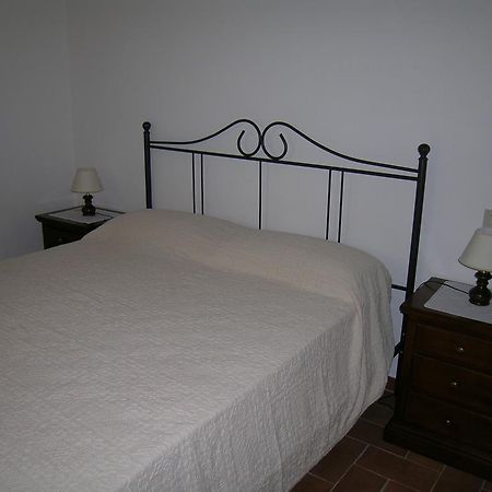 Agriturismo Podere Ossaia Кортона Екстериор снимка