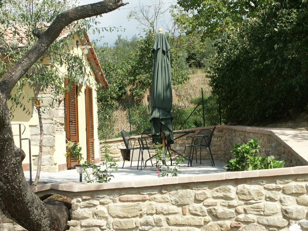 Agriturismo Podere Ossaia Кортона Стая снимка