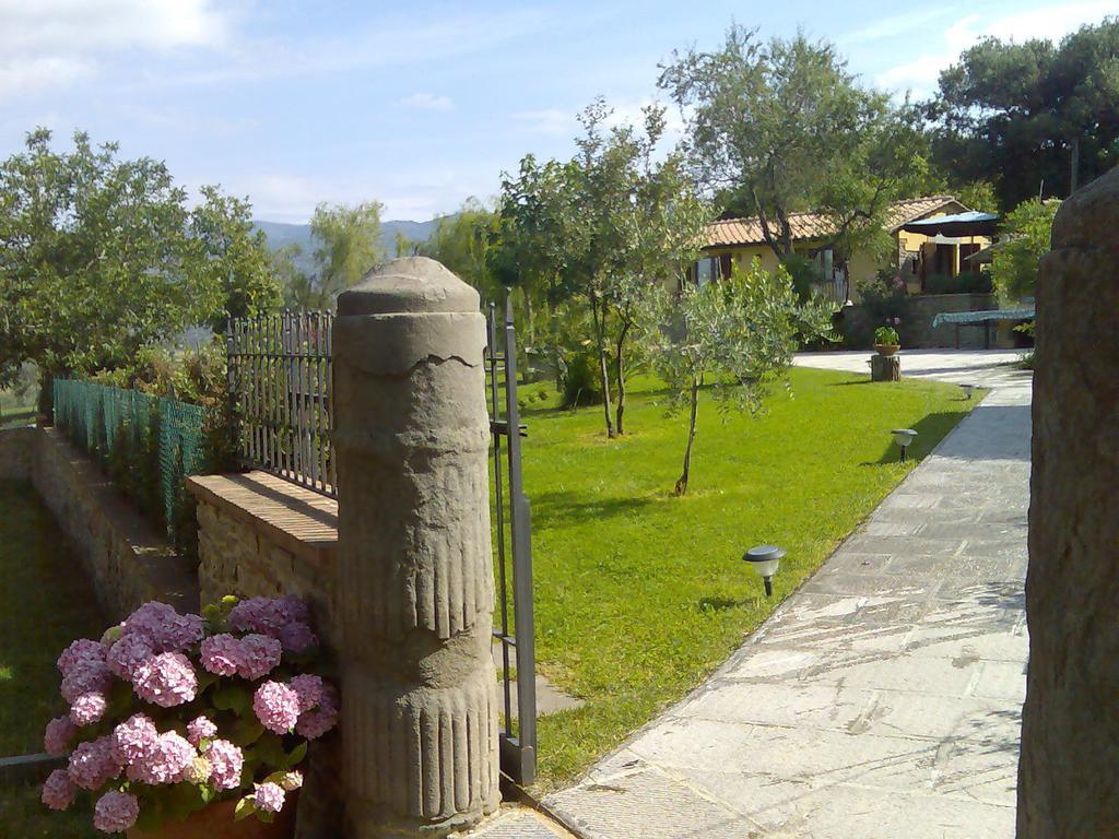 Agriturismo Podere Ossaia Кортона Стая снимка