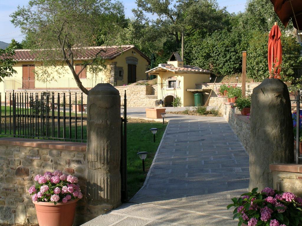Agriturismo Podere Ossaia Кортона Стая снимка