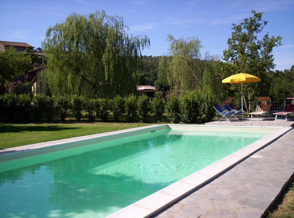 Agriturismo Podere Ossaia Кортона Стая снимка
